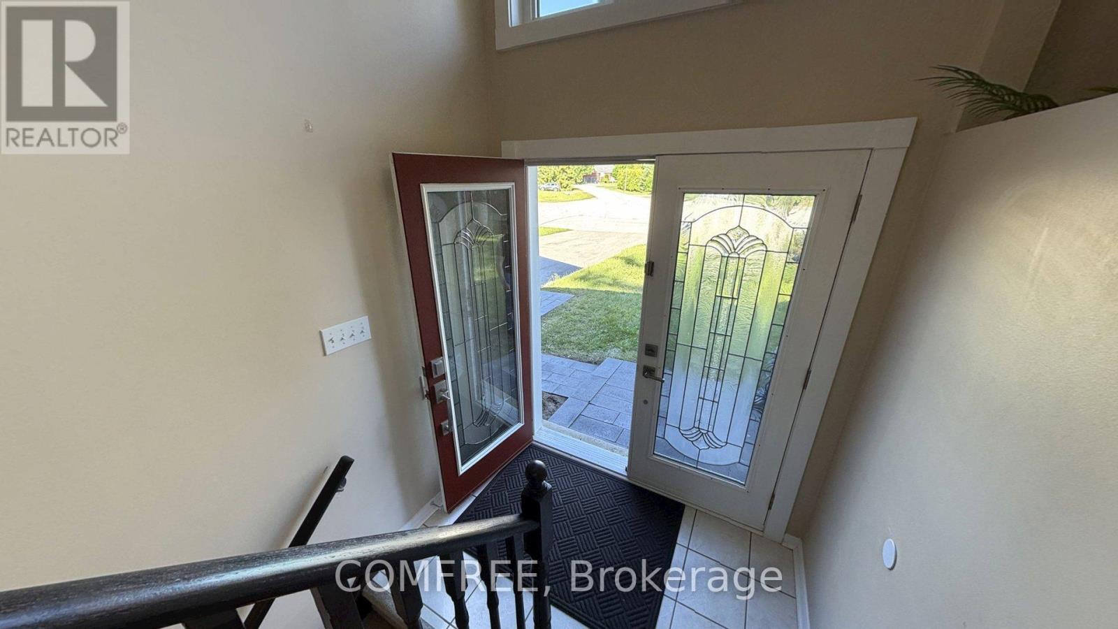 9 Birdie Court, Wasaga Beach, Ontario  L9Z 1C1 - Photo 3 - S13469322