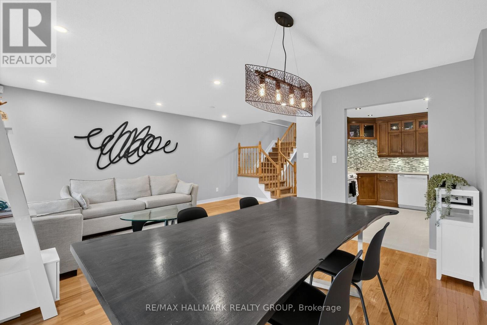 162 Dunbarton Court, Ottawa, Ontario  K1K 4L6 - Photo 13 - X13469356