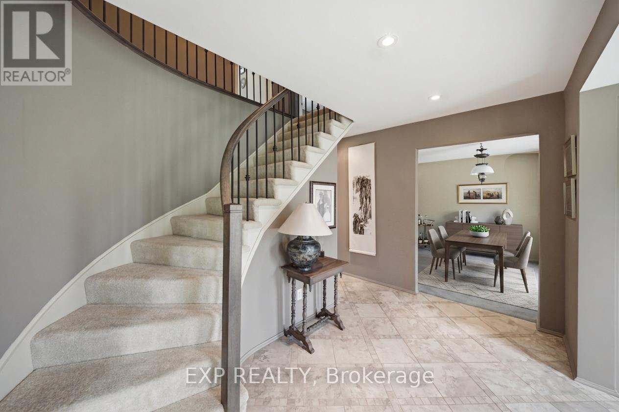 919 Plante Drive, Ottawa, Ontario  K1V 9E3 - Photo 3 - X13469472