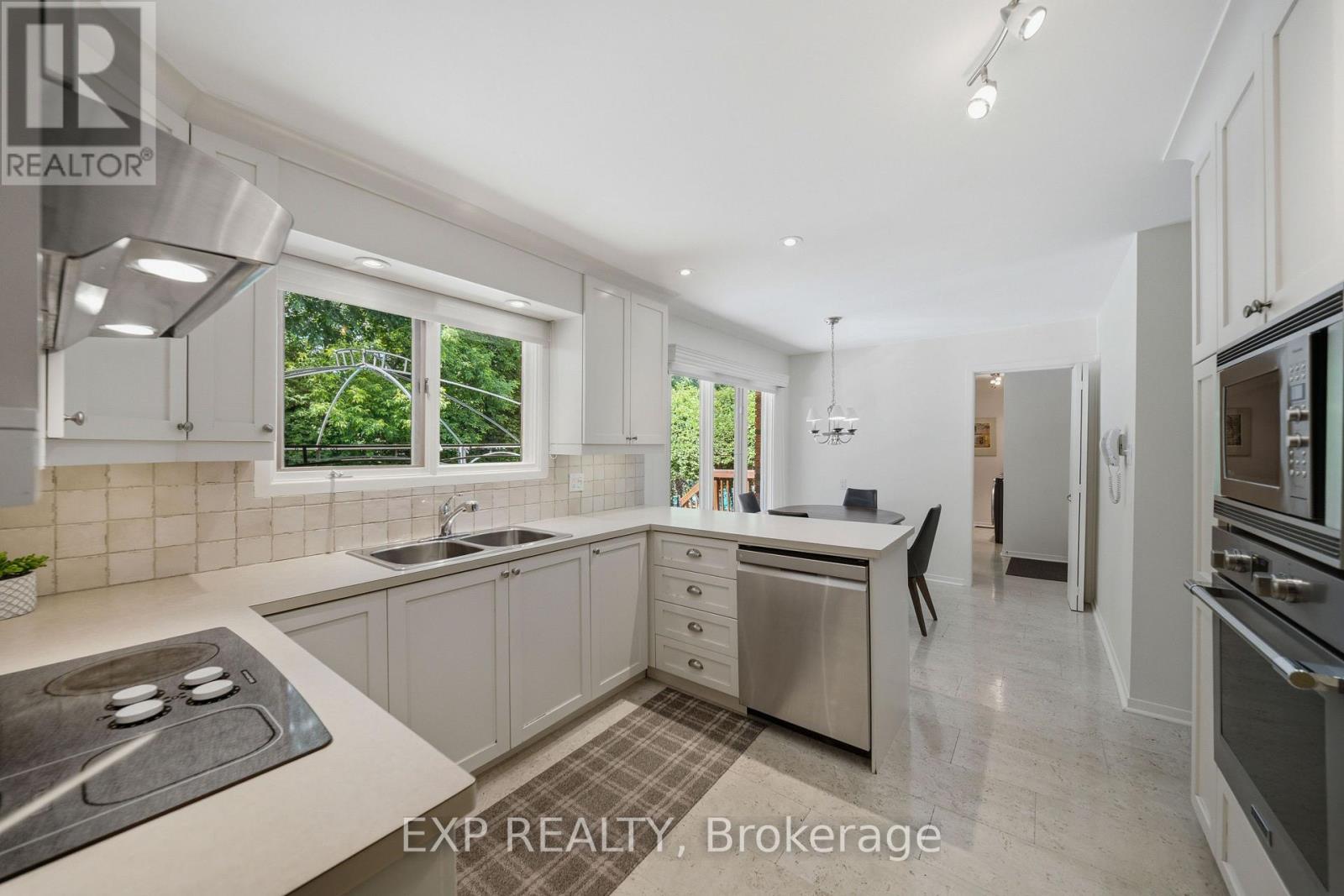 919 Plante Drive, Ottawa, Ontario  K1V 9E3 - Photo 5 - X13469472