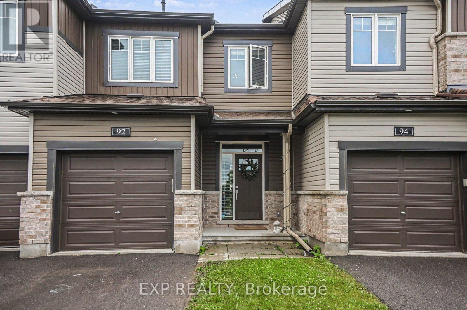 92 GARDENPOST TERRACE, Ottawa, Ontario