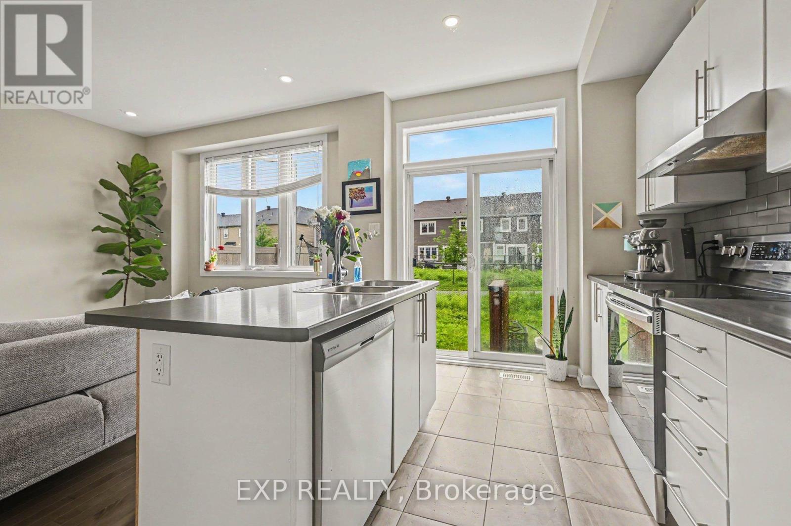 92 Gardenpost Terrace, Ottawa, Ontario  K4A 5H2 - Photo 12 - X13469884