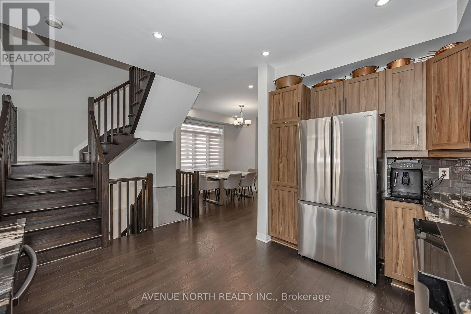 323 Lysander Place, Ottawa, Ontario  K1K 3X8 - Photo 11 - X13469938