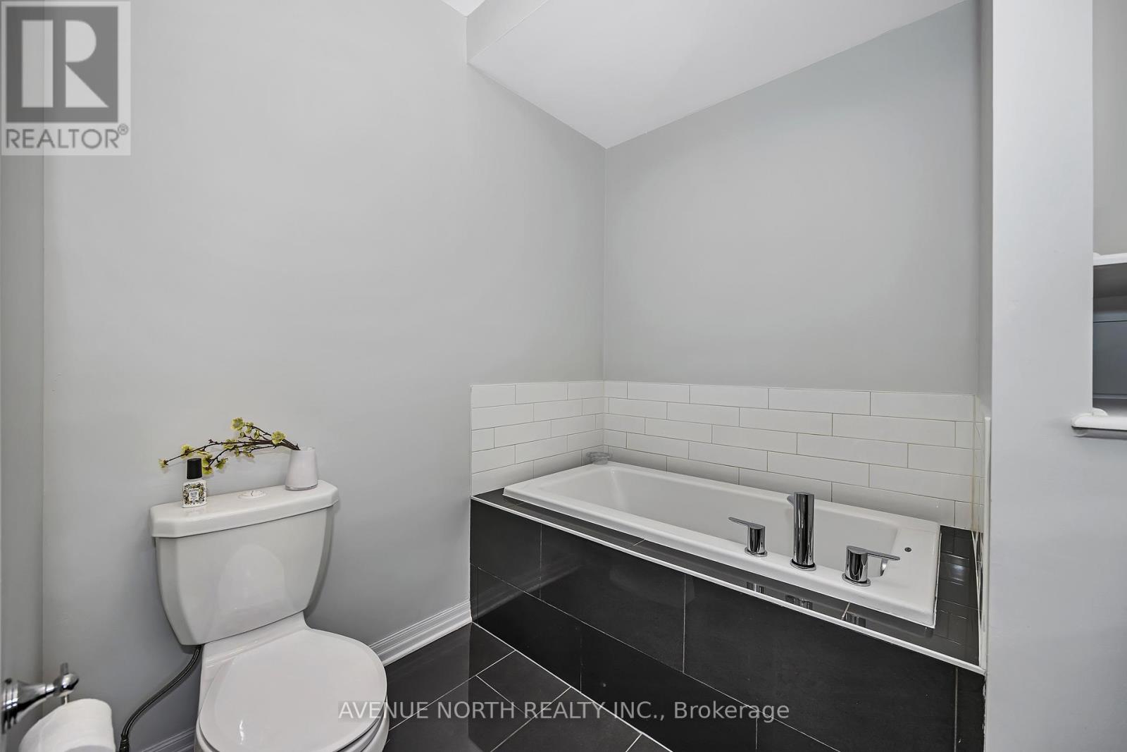 323 Lysander Place, Ottawa, Ontario  K1K 3X8 - Photo 26 - X13469938