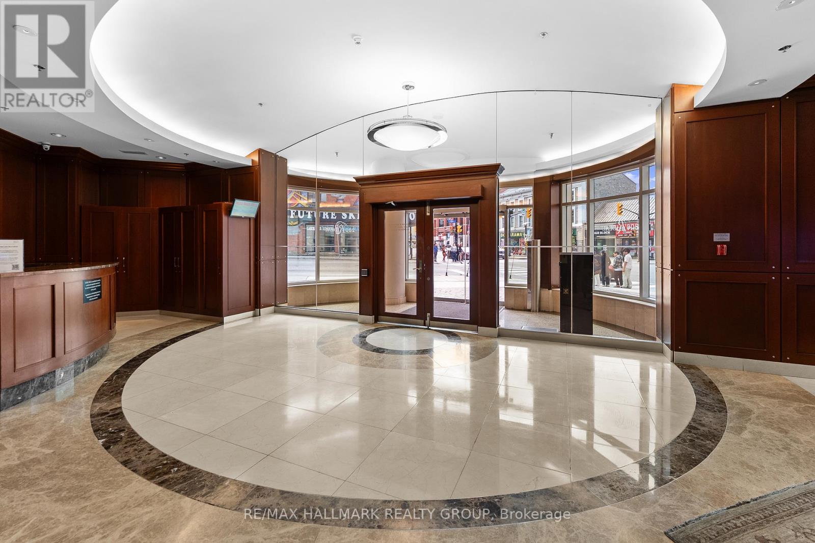 1702 - 200 Rideau Street, Ottawa, Ontario  K1N 5Y1 - Photo 3 - X13470002