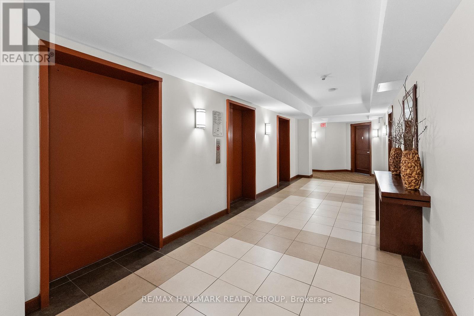 1702 - 200 Rideau Street, Ottawa, Ontario  K1N 5Y1 - Photo 8 - X13470002