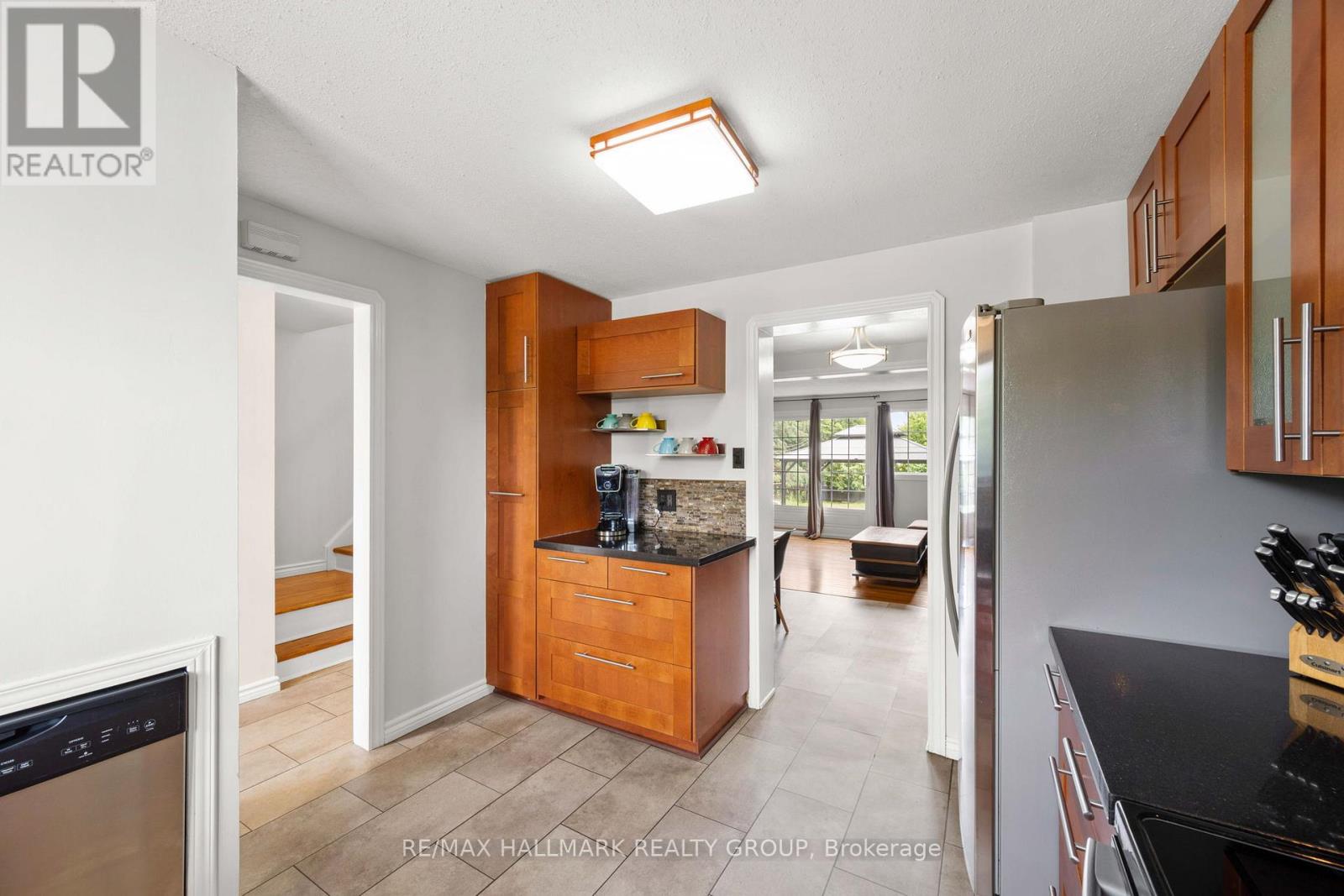 1791 Lamoureux Drive, Ottawa, Ontario  K1E 2H3 - Photo 8 - X13470064