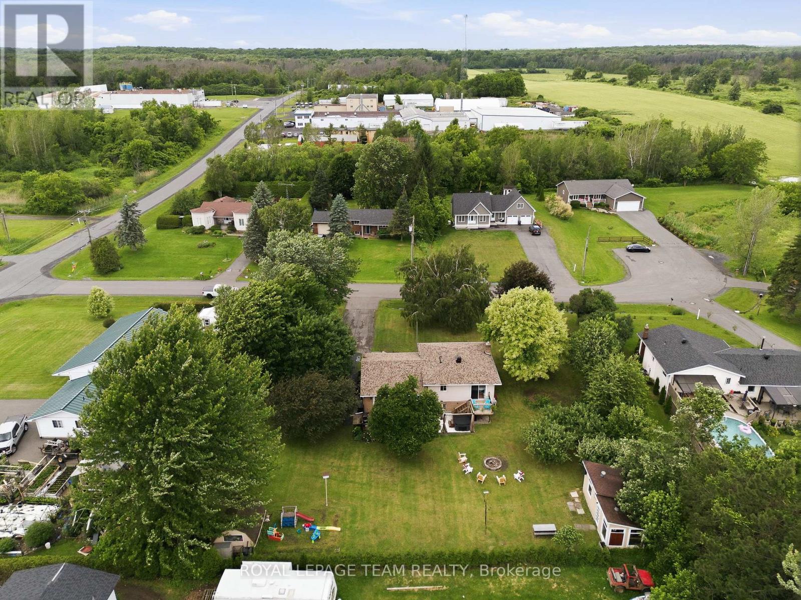 19238 Richmond Court, South Glengarry, Ontario  K0C 2E0 - Photo 45 - X13470068