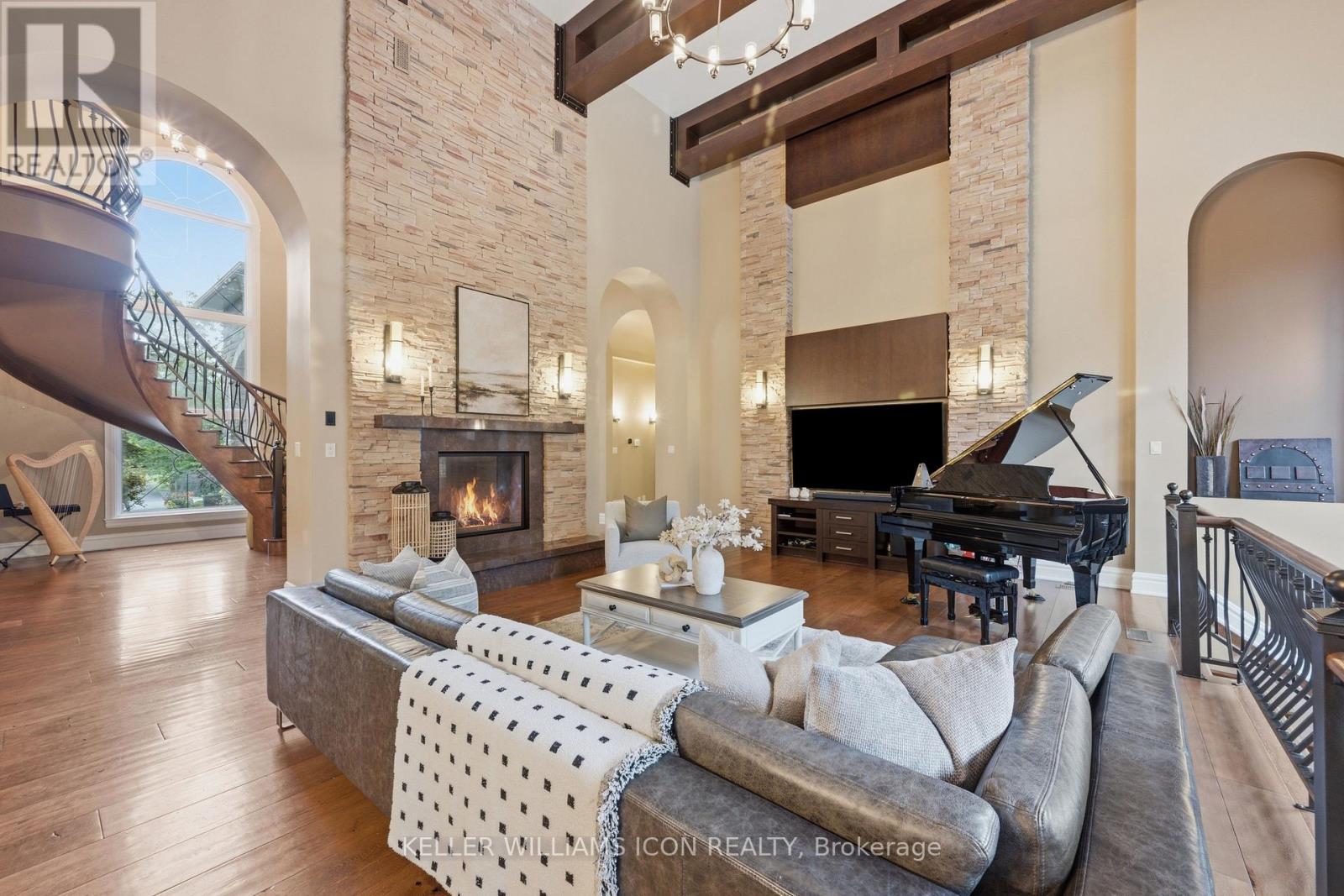 5801 Longhearth Way, Ottawa, Ontario  K4M 1M2 - Photo 8 - X13470072