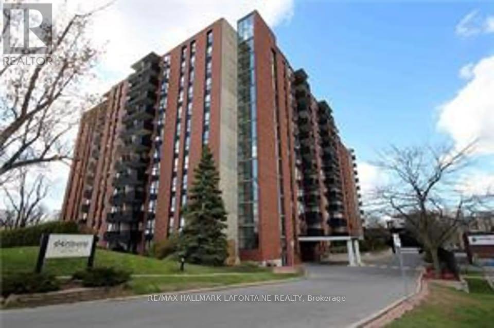 905 - 2951 RIVERSIDE DRIVE, Ottawa, Ontario
