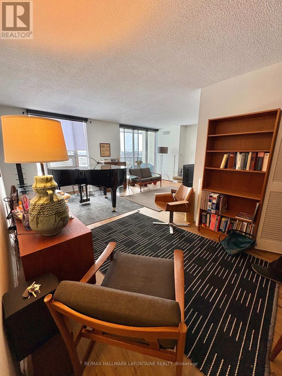 905 - 2951 Riverside Drive, Ottawa, Ontario  K1V 8W6 - Photo 3 - X13470178