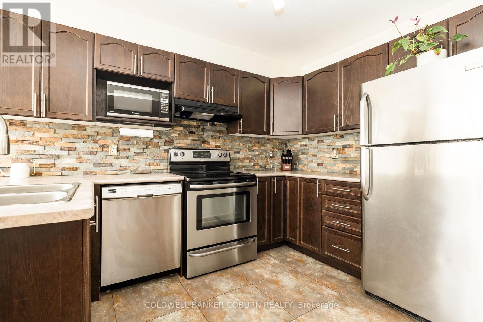 238 Arrita Street, Ottawa, Ontario  K2S 0J7 - Photo 14 - X13470208