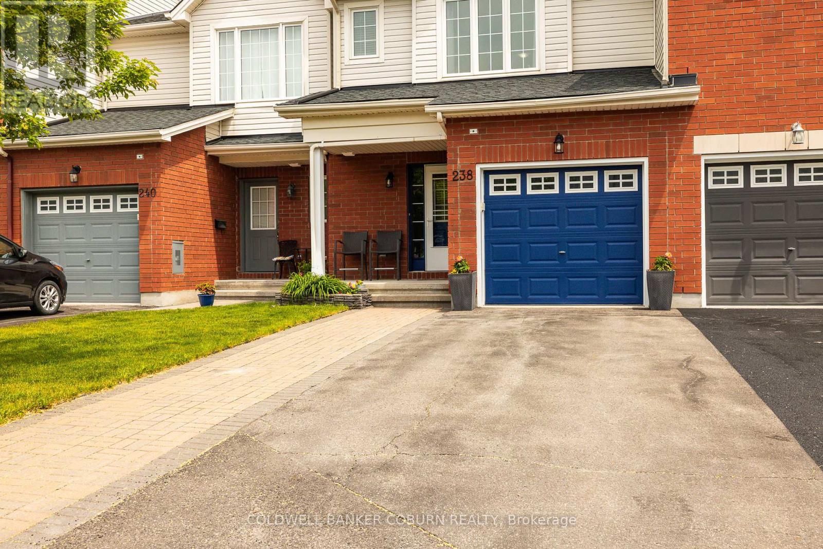 238 Arrita Street, Ottawa, Ontario  K2S 0J7 - Photo 2 - X13470208
