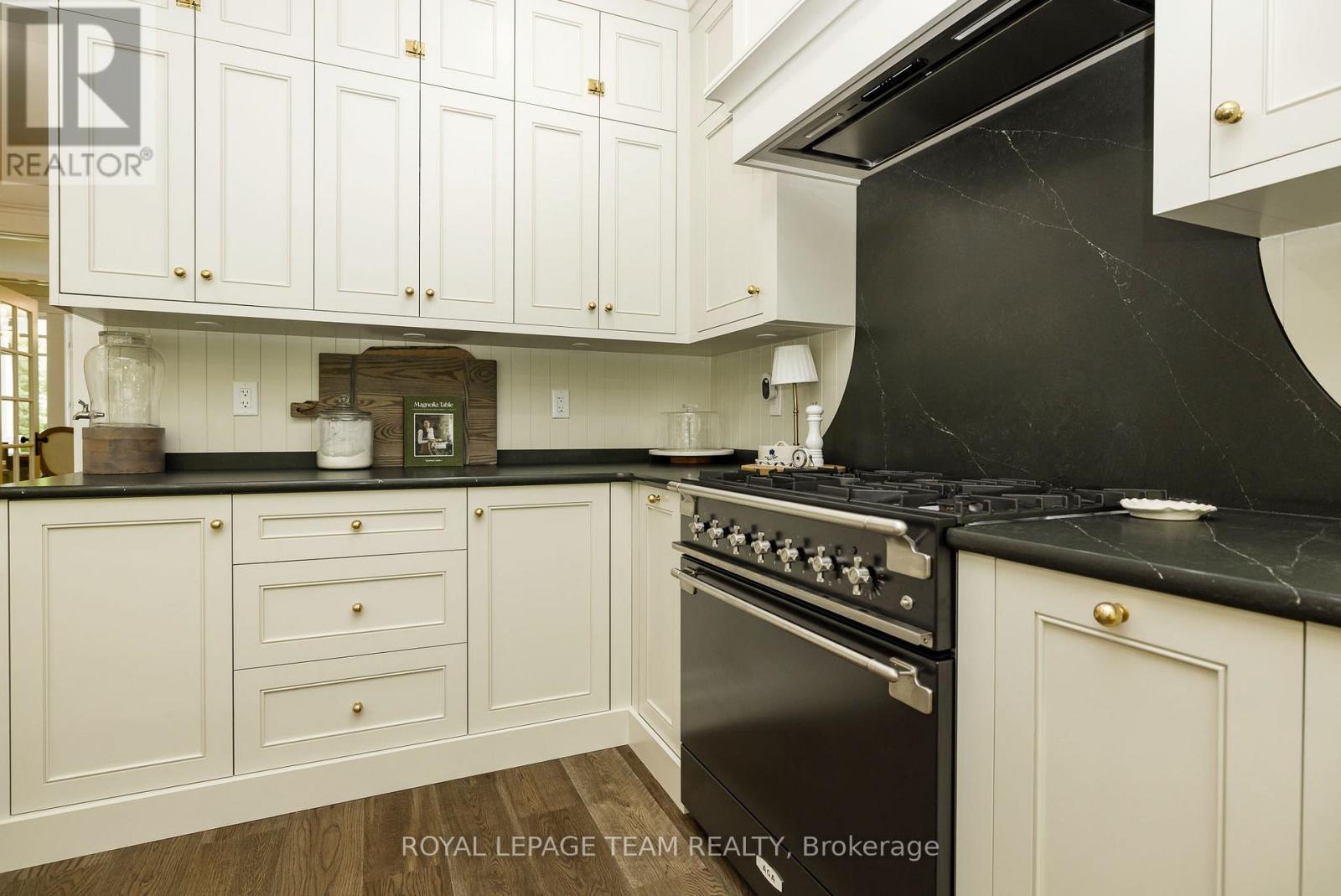 36 Marchbrook Circle, Ottawa, Ontario  K2W 1A1 - Photo 17 - X13470244