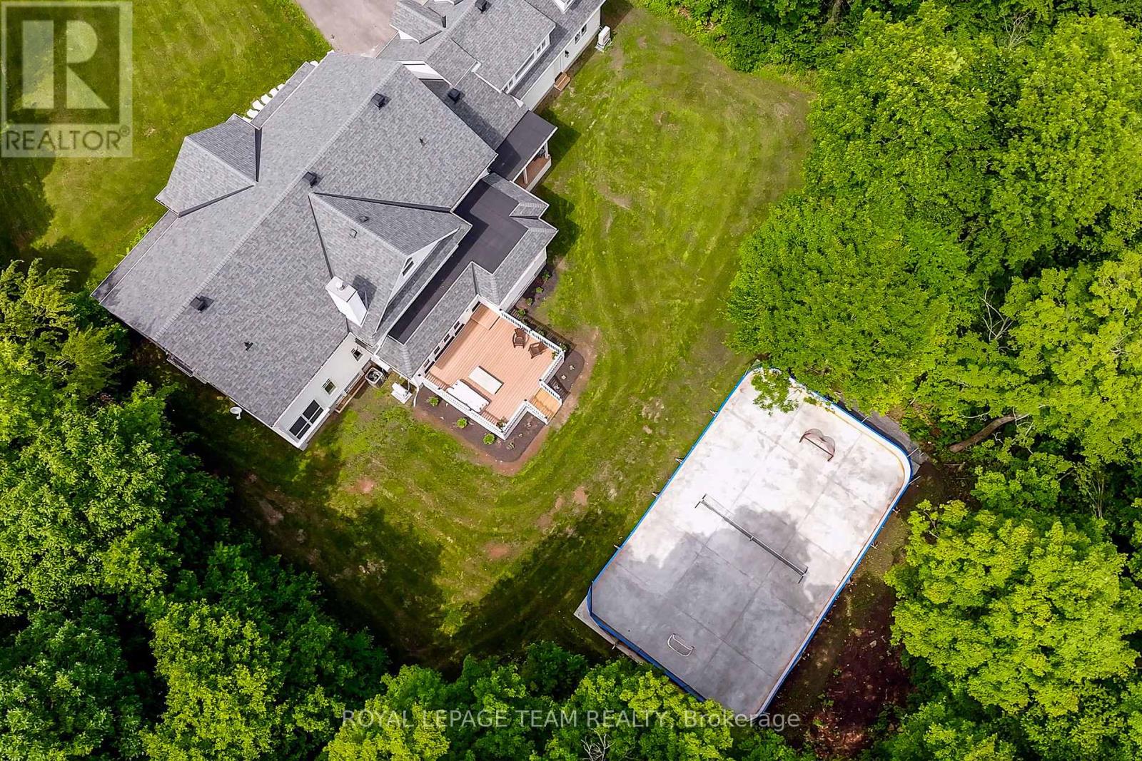 36 Marchbrook Circle, Ottawa, Ontario  K2W 1A1 - Photo 47 - X13470244