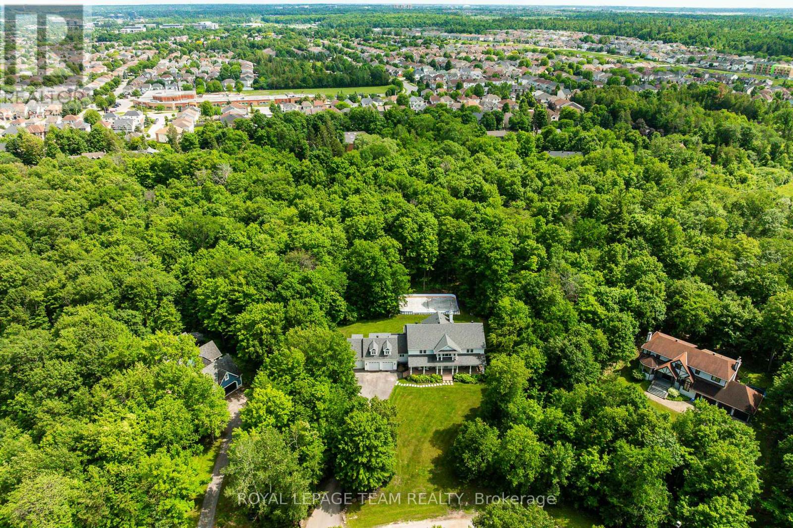 36 Marchbrook Circle, Ottawa, Ontario  K2W 1A1 - Photo 49 - X13470244