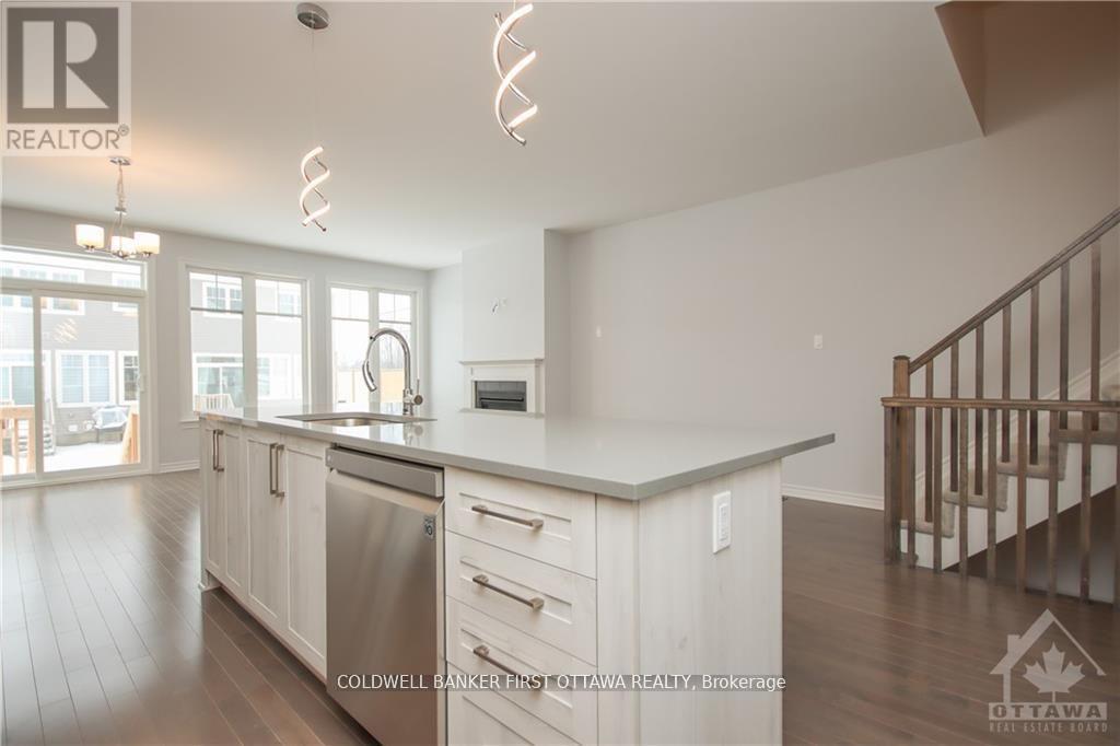 144 Angelonia Crescent, Ottawa, Ontario  K1T 0Y5 - Photo 7 - X13470308