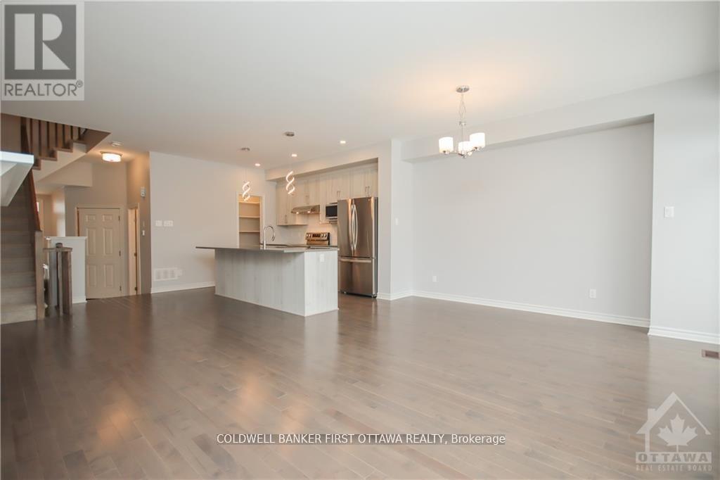 144 Angelonia Crescent, Ottawa, Ontario  K1T 0Y5 - Photo 8 - X13470308