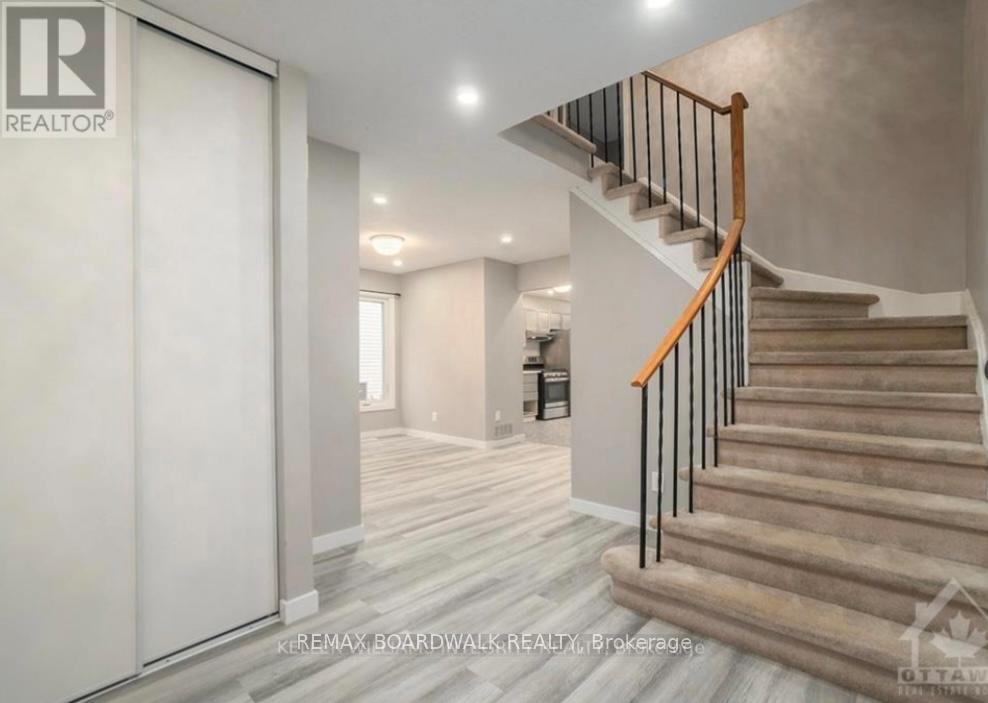 563 Latour Crescent, Ottawa, Ontario  K4A 1N6 - Photo 3 - X13470376