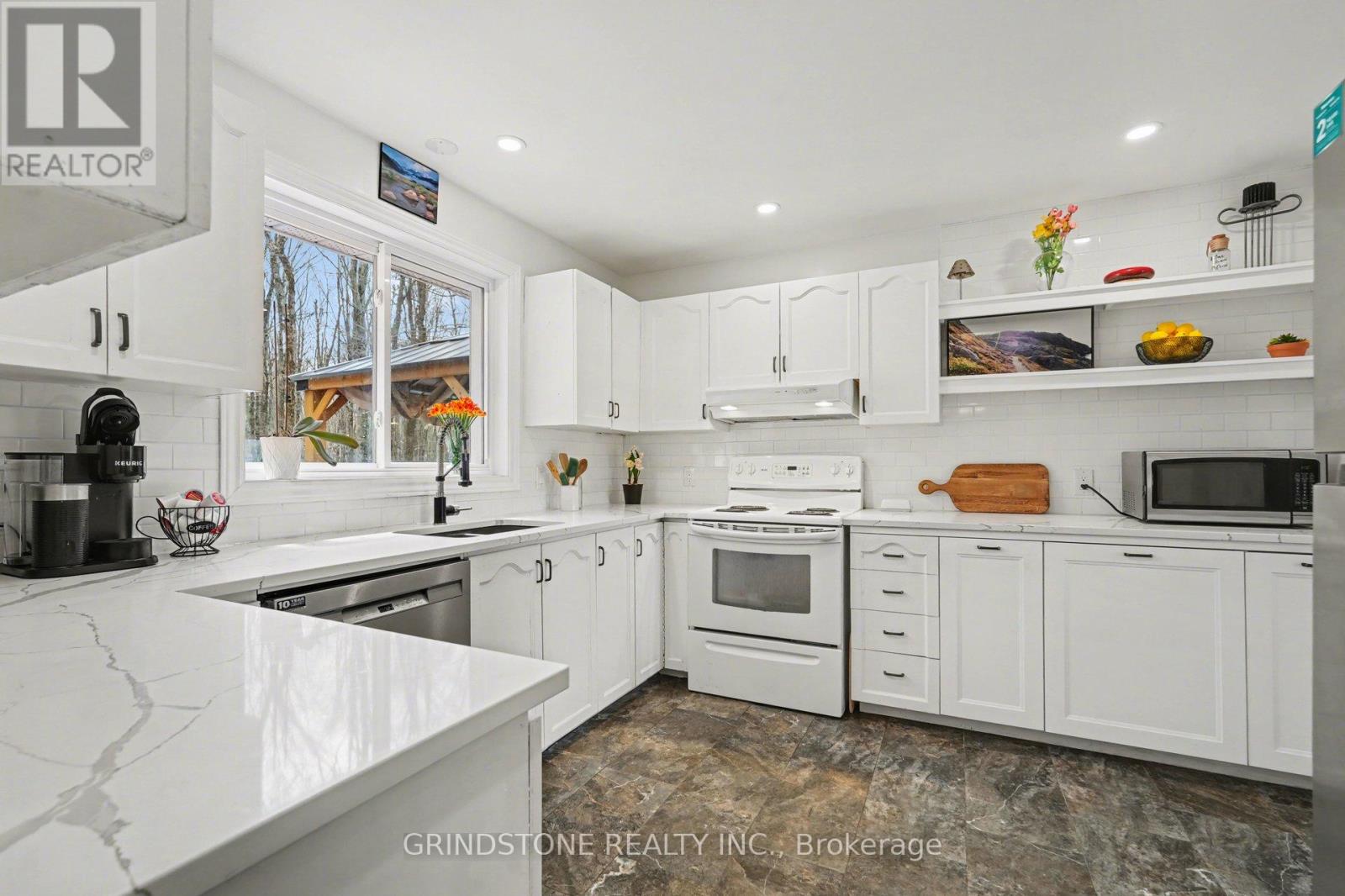 319 Riverwood Drive, Ottawa, Ontario  K0A 3M0 - Photo 12 - X13470406