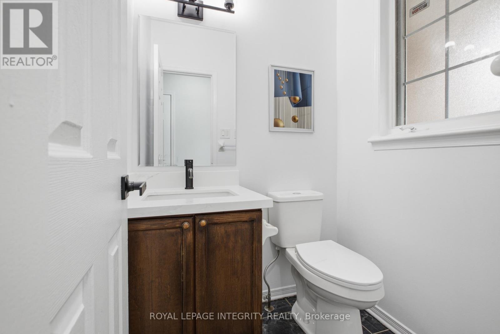 92 Inverkip Avenue, Ottawa, Ontario  K1T 4C3 - Photo 15 - X13470414