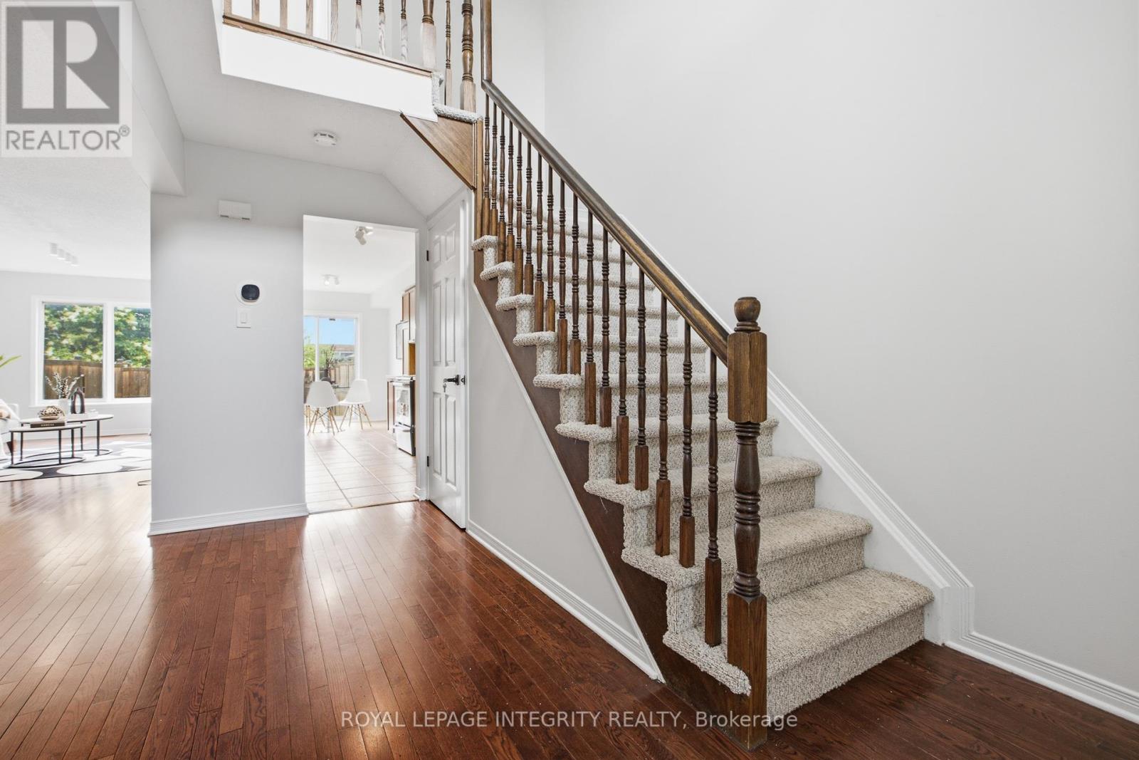 92 Inverkip Avenue, Ottawa, Ontario  K1T 4C3 - Photo 16 - X13470414