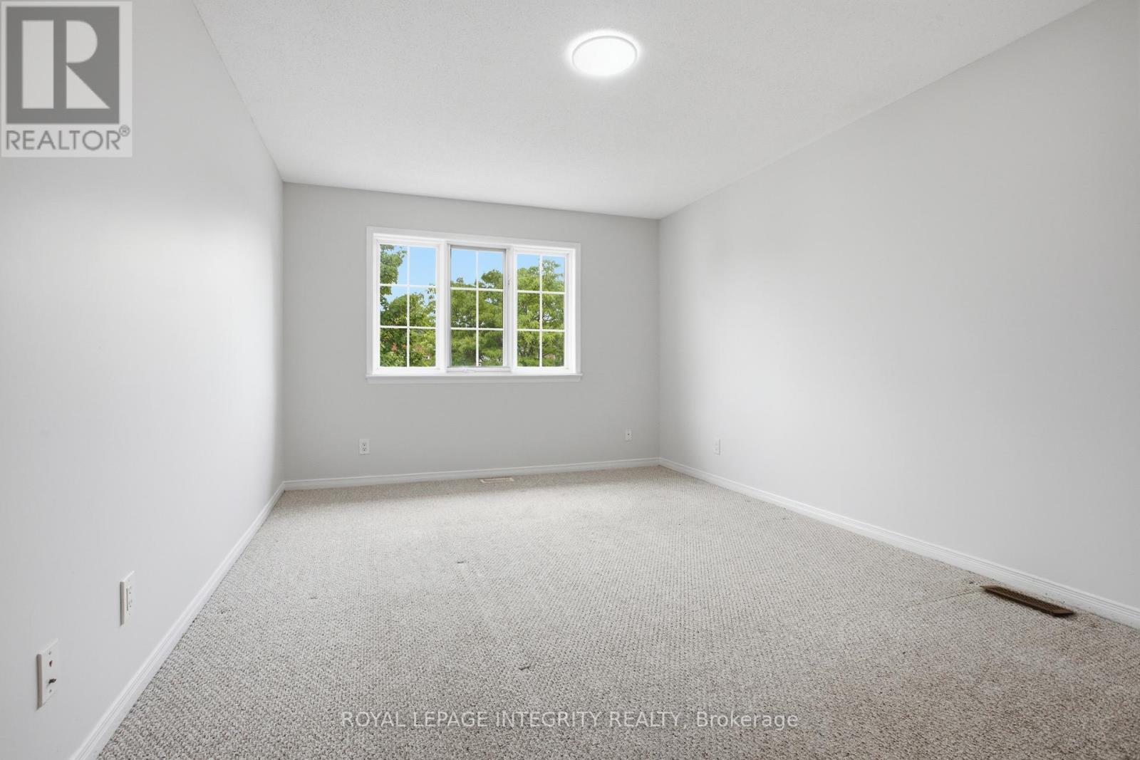 92 Inverkip Avenue, Ottawa, Ontario  K1T 4C3 - Photo 22 - X13470414