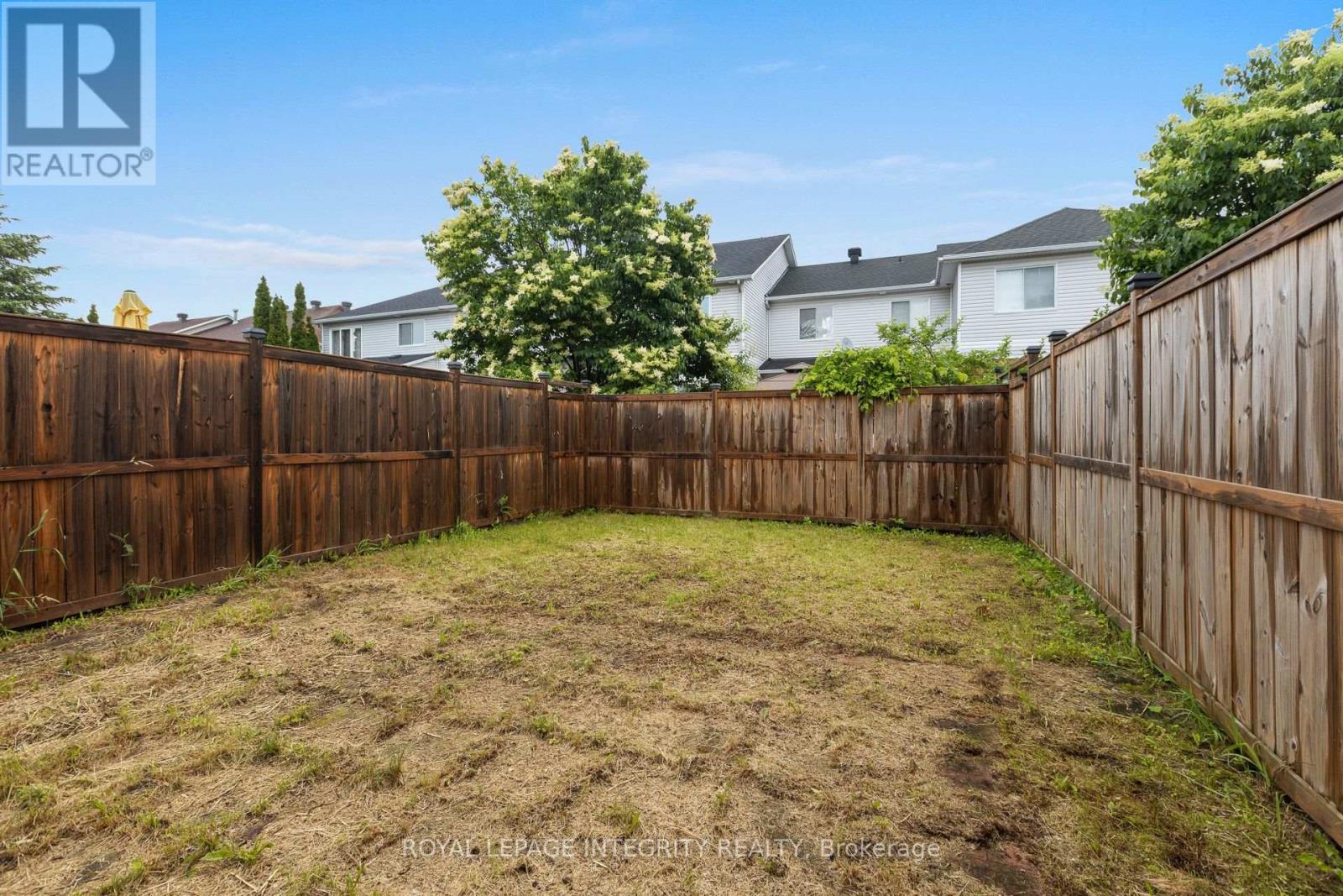 92 Inverkip Avenue, Ottawa, Ontario  K1T 4C3 - Photo 33 - X13470414
