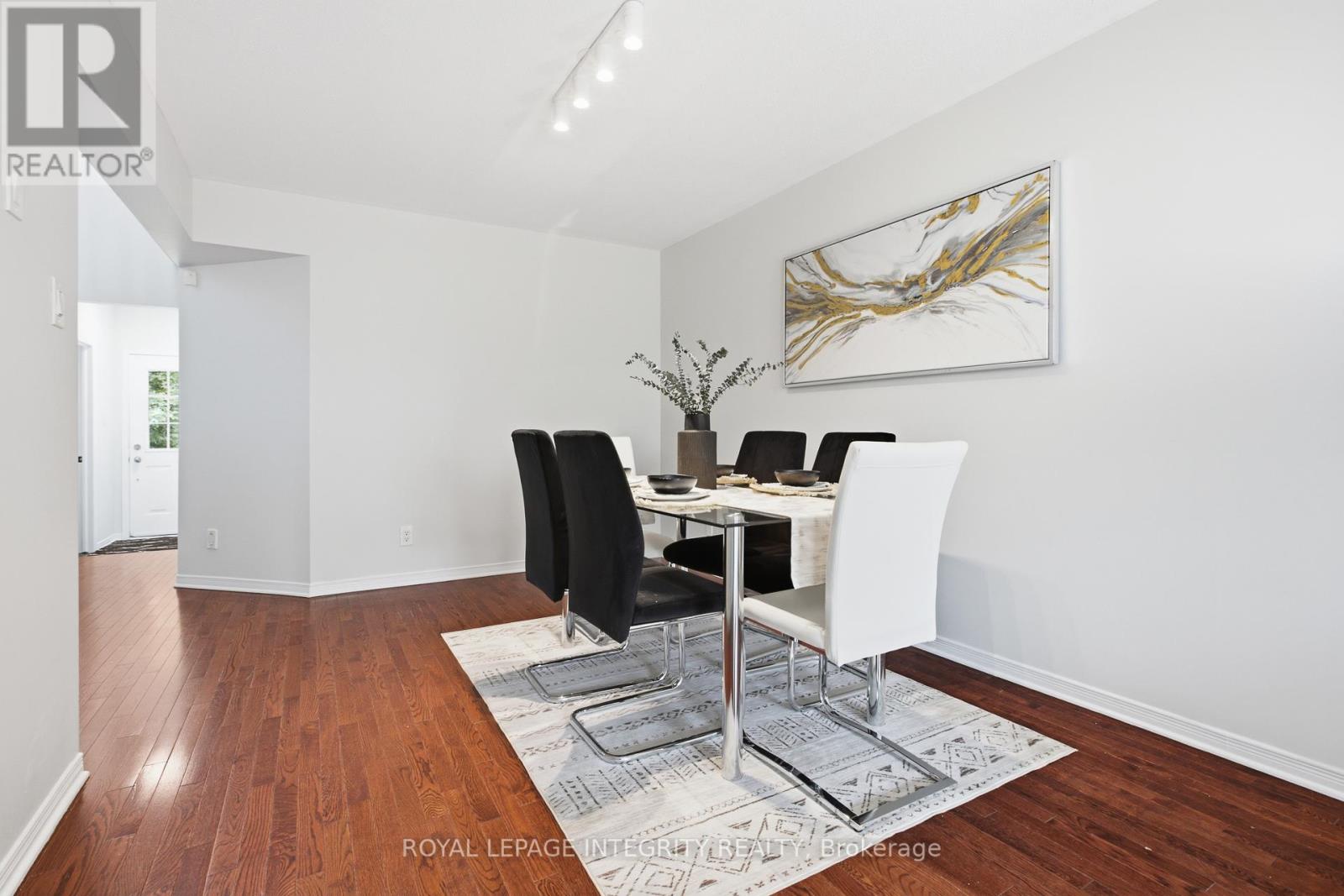 92 Inverkip Avenue, Ottawa, Ontario  K1T 4C3 - Photo 7 - X13470414
