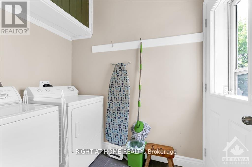 24 Desjardins Avenue, Ottawa, Ontario  K1N 5N9 - Photo 12 - X13470470