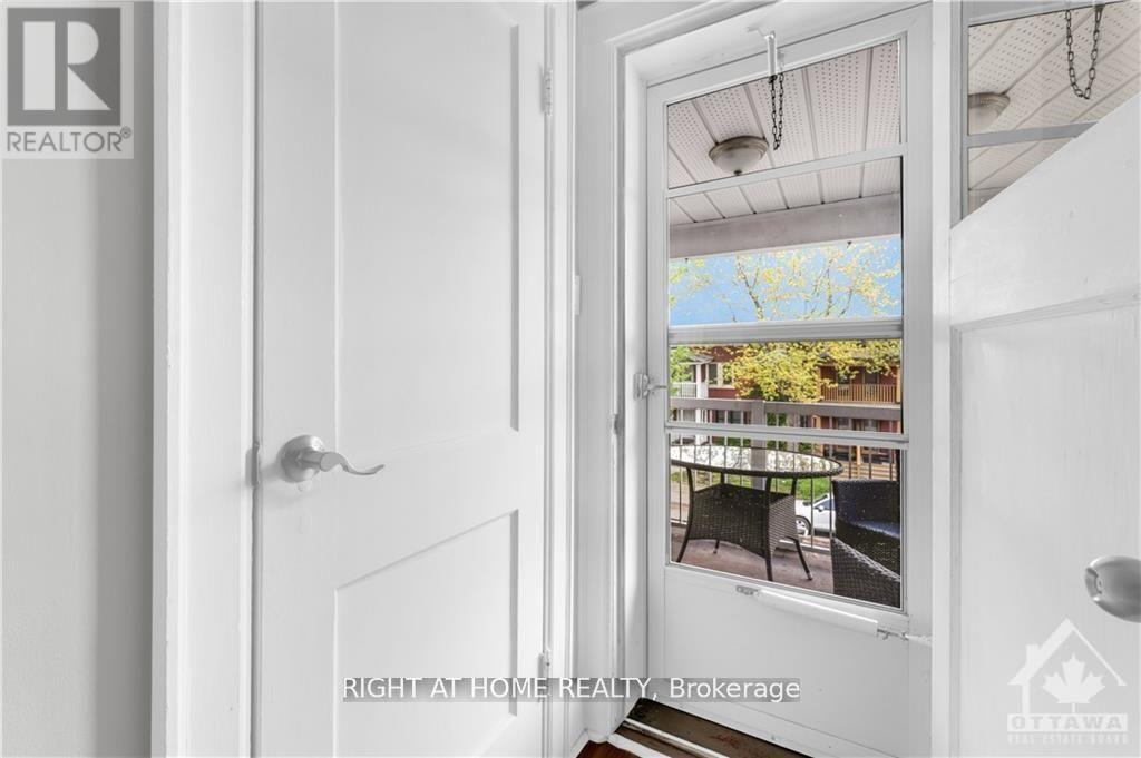 24 Desjardins Avenue, Ottawa, Ontario  K1N 5N9 - Photo 13 - X13470470