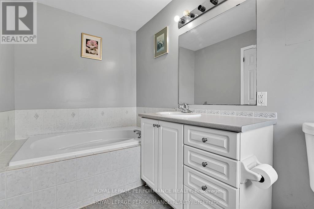 622 Louis Toscano Drive, Ottawa, Ontario  K4A 0B3 - Photo 21 - X13470522