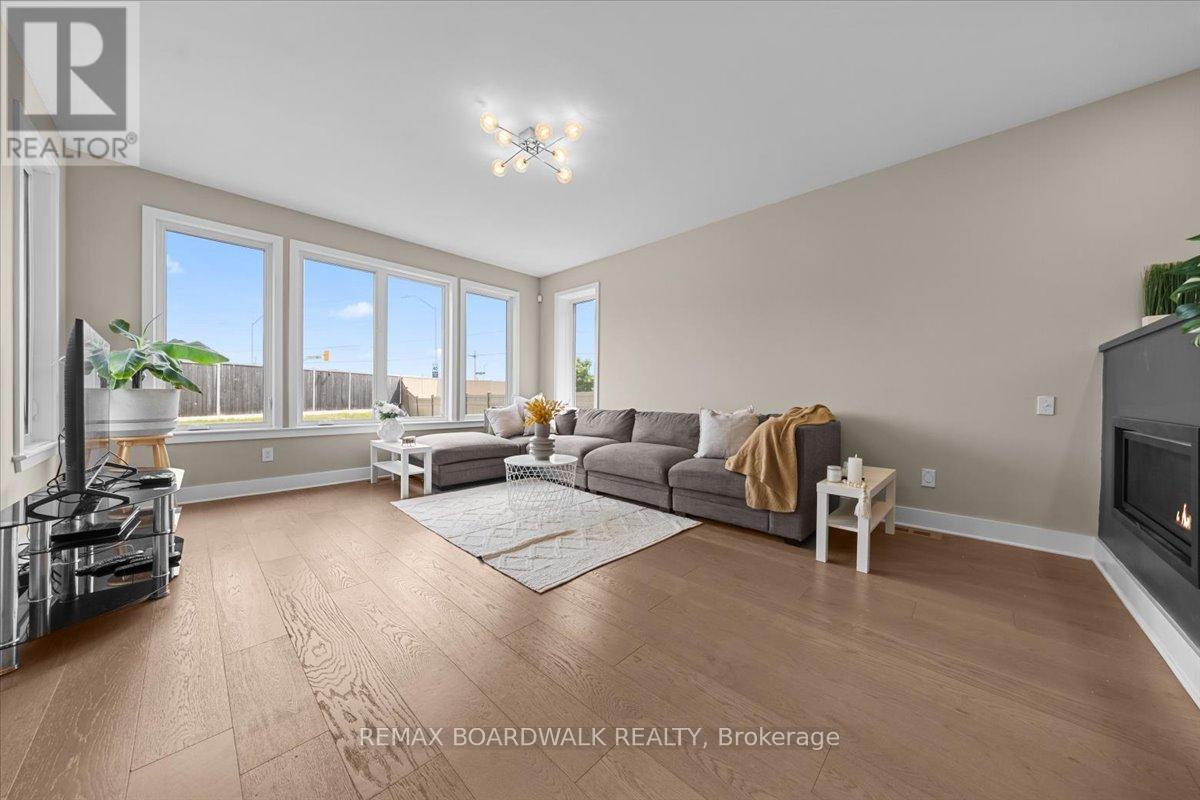 620 Barry Helman Drive, Ottawa, Ontario  K2J 4S2 - Photo 9 - X13470564