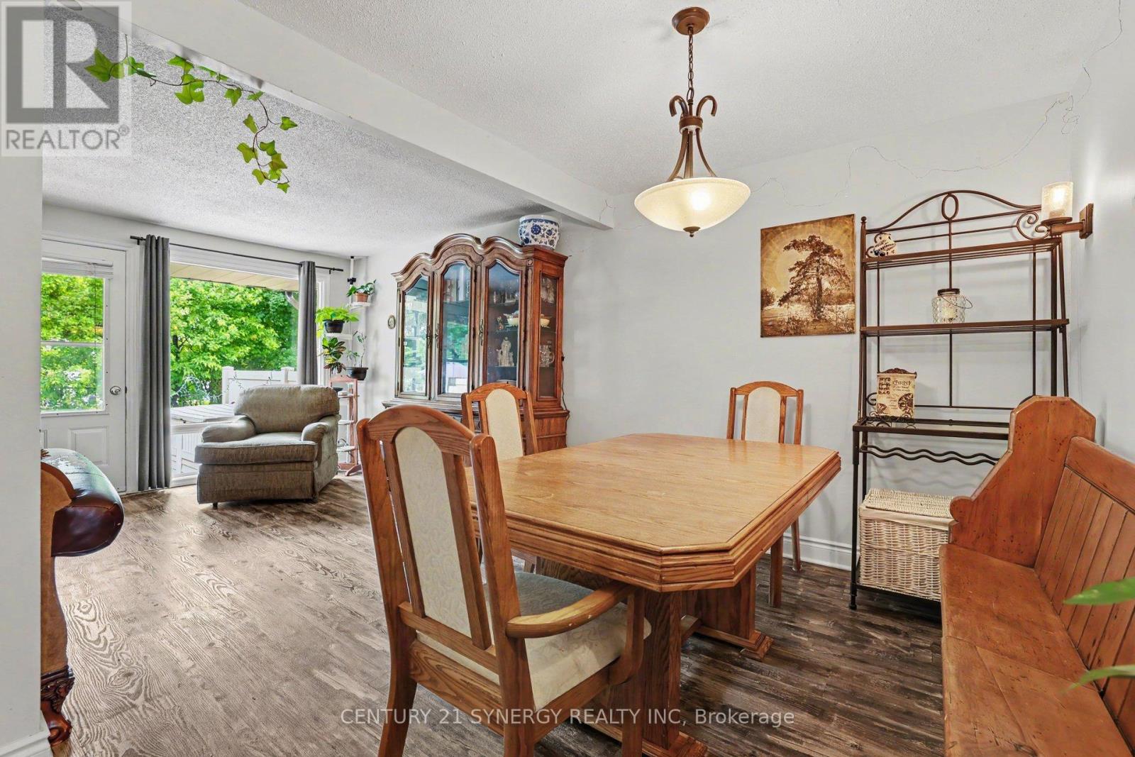 909d Elmsmere Road, Ottawa, Ontario  K1J 8G4 - Photo 16 - X13470734
