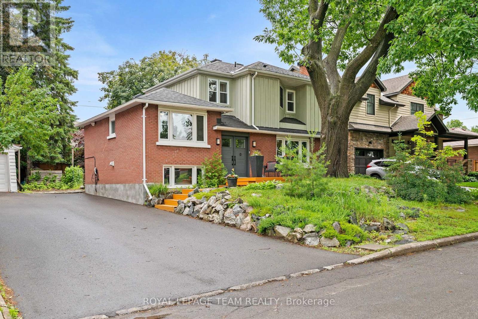 631 Courtenay Avenue, Ottawa, Ontario  K2A 3B6 - Photo 2 - X13470792