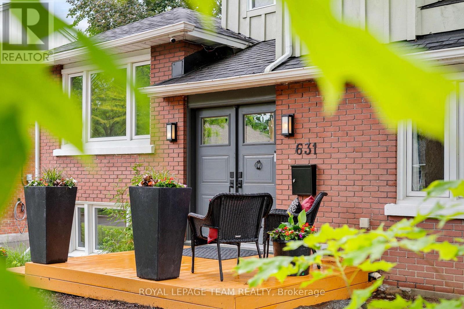 631 Courtenay Avenue, Ottawa, Ontario  K2A 3B6 - Photo 3 - X13470792