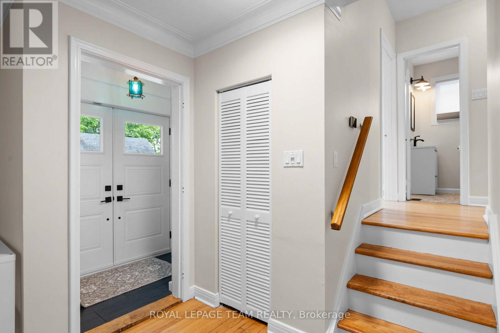631 Courtenay Avenue, Ottawa, Ontario  K2A 3B6 - Photo 5 - X13470792