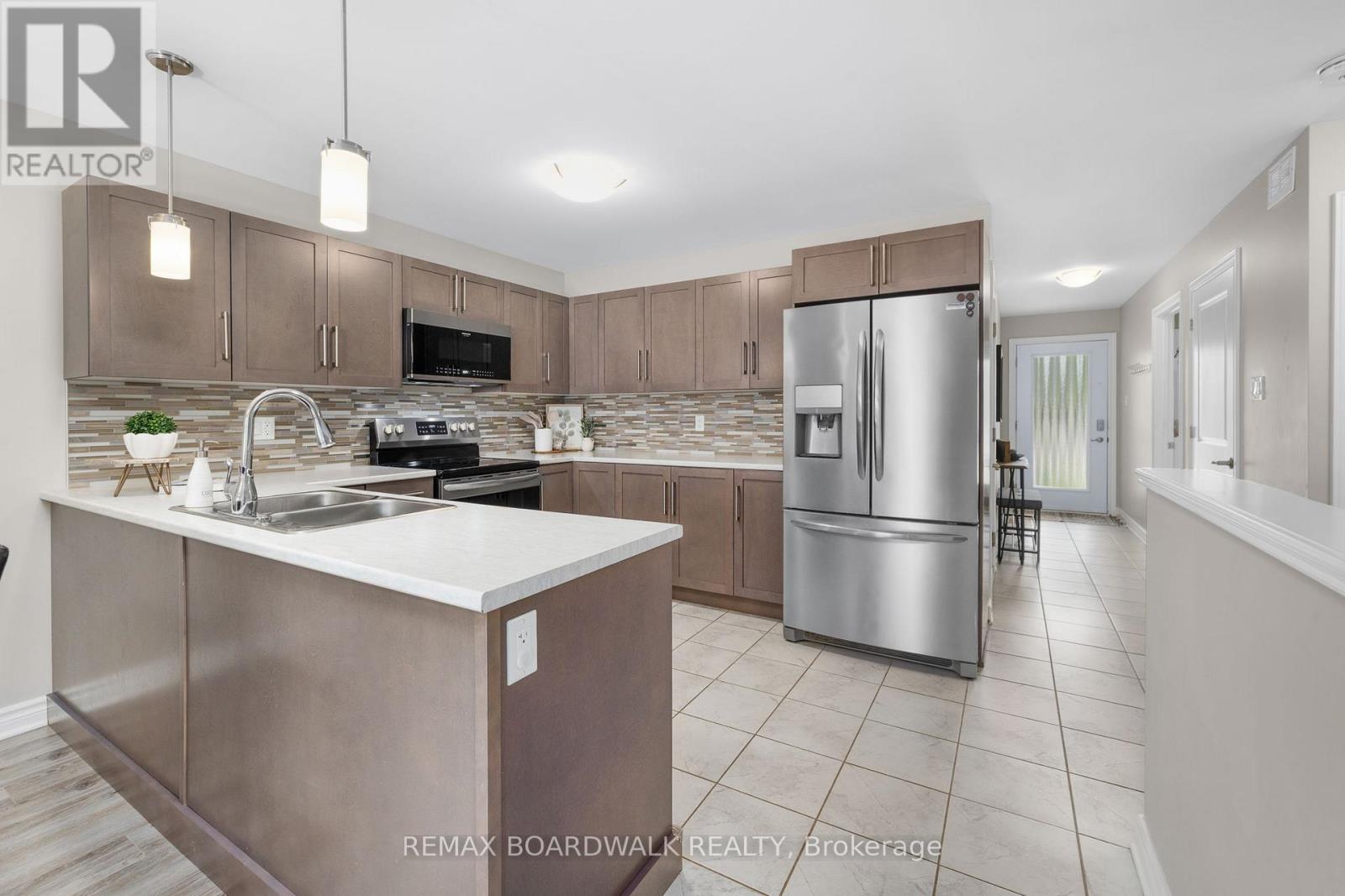 923 Leishman Drive, Mississippi Mills, Ontario  K0A 1A0 - Photo 6 - X13471172
