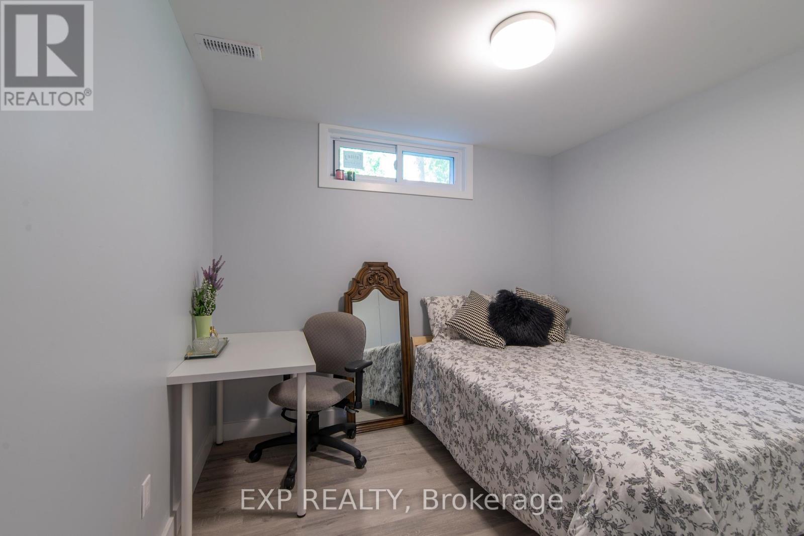 1057 Falaise Road, Ottawa, Ontario  K2C 0M6 - Photo 11 - X13471742