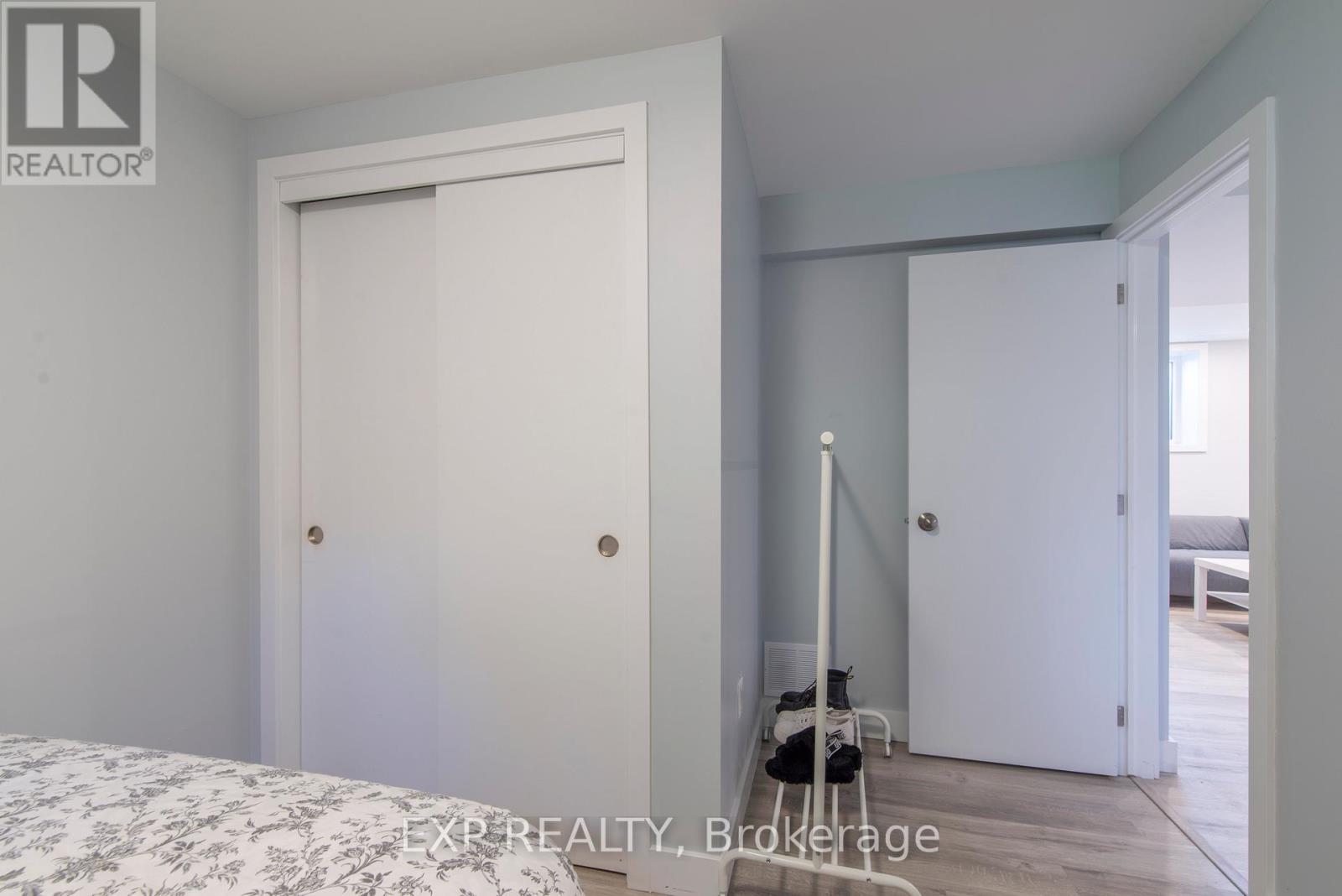 1057 Falaise Road, Ottawa, Ontario  K2C 0M6 - Photo 12 - X13471742