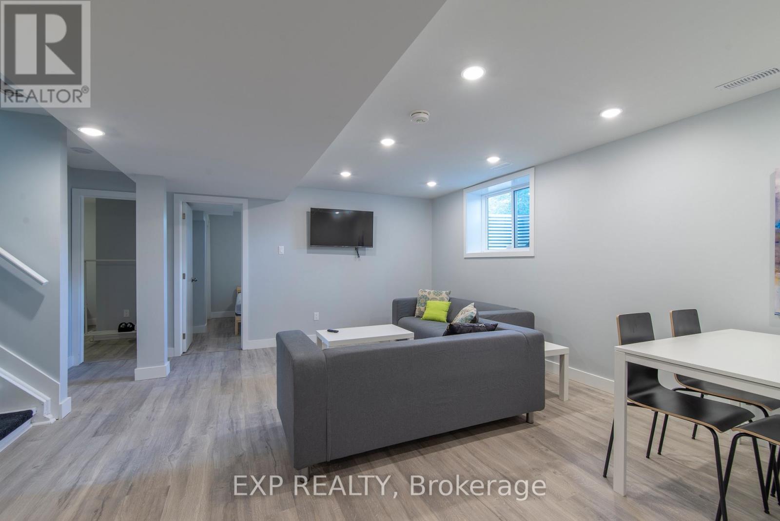 1057 Falaise Road, Ottawa, Ontario  K2C 0M6 - Photo 2 - X13471742
