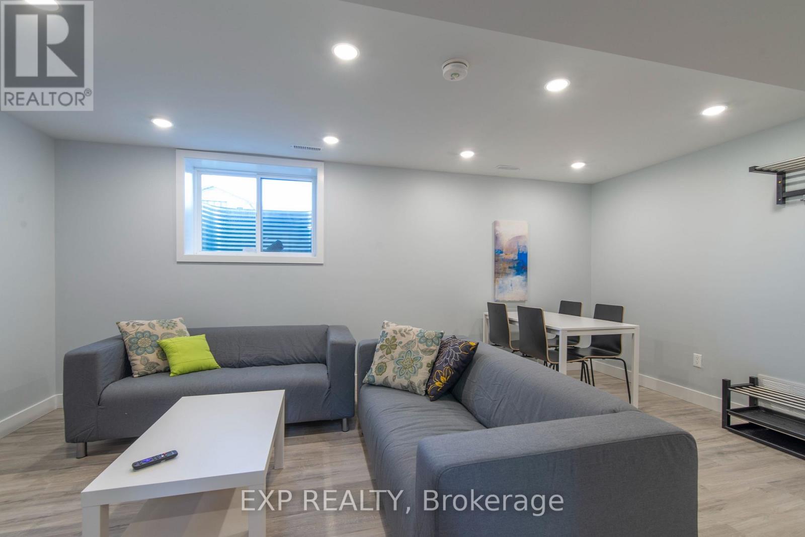 1057 Falaise Road, Ottawa, Ontario  K2C 0M6 - Photo 4 - X13471742