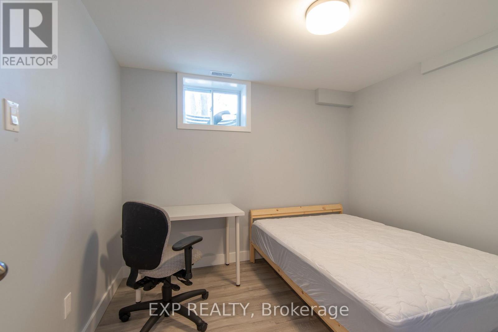 1057 Falaise Road, Ottawa, Ontario  K2C 0M6 - Photo 9 - X13471742