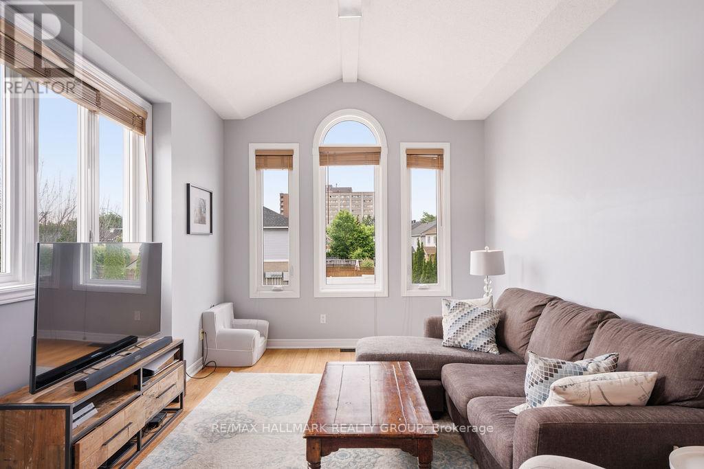 1542 Tonilee Drive, Ottawa, Ontario  K1J 1C1 - Photo 23 - X13471760