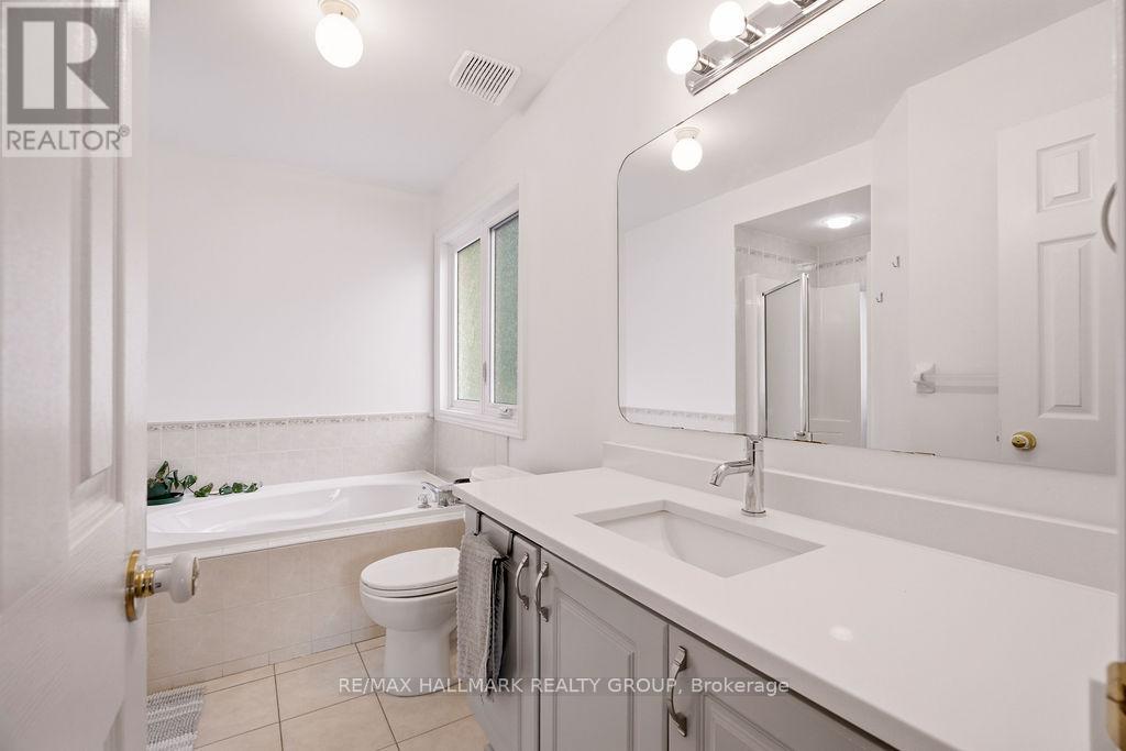 1542 Tonilee Drive, Ottawa, Ontario  K1J 1C1 - Photo 32 - X13471760