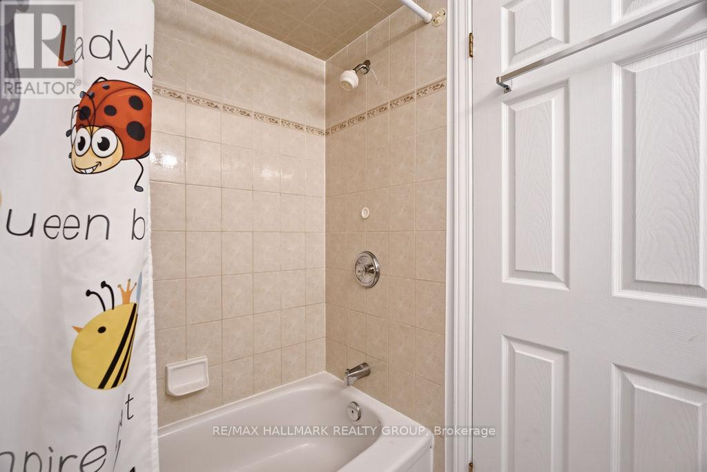 1542 Tonilee Drive, Ottawa, Ontario  K1J 1C1 - Photo 39 - X13471760