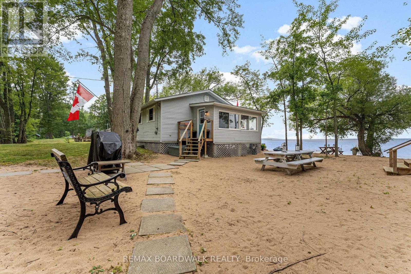 391 Leavoy Lane, Horton, Ontario  K7V 3Z8 - Photo 19 - X13471790
