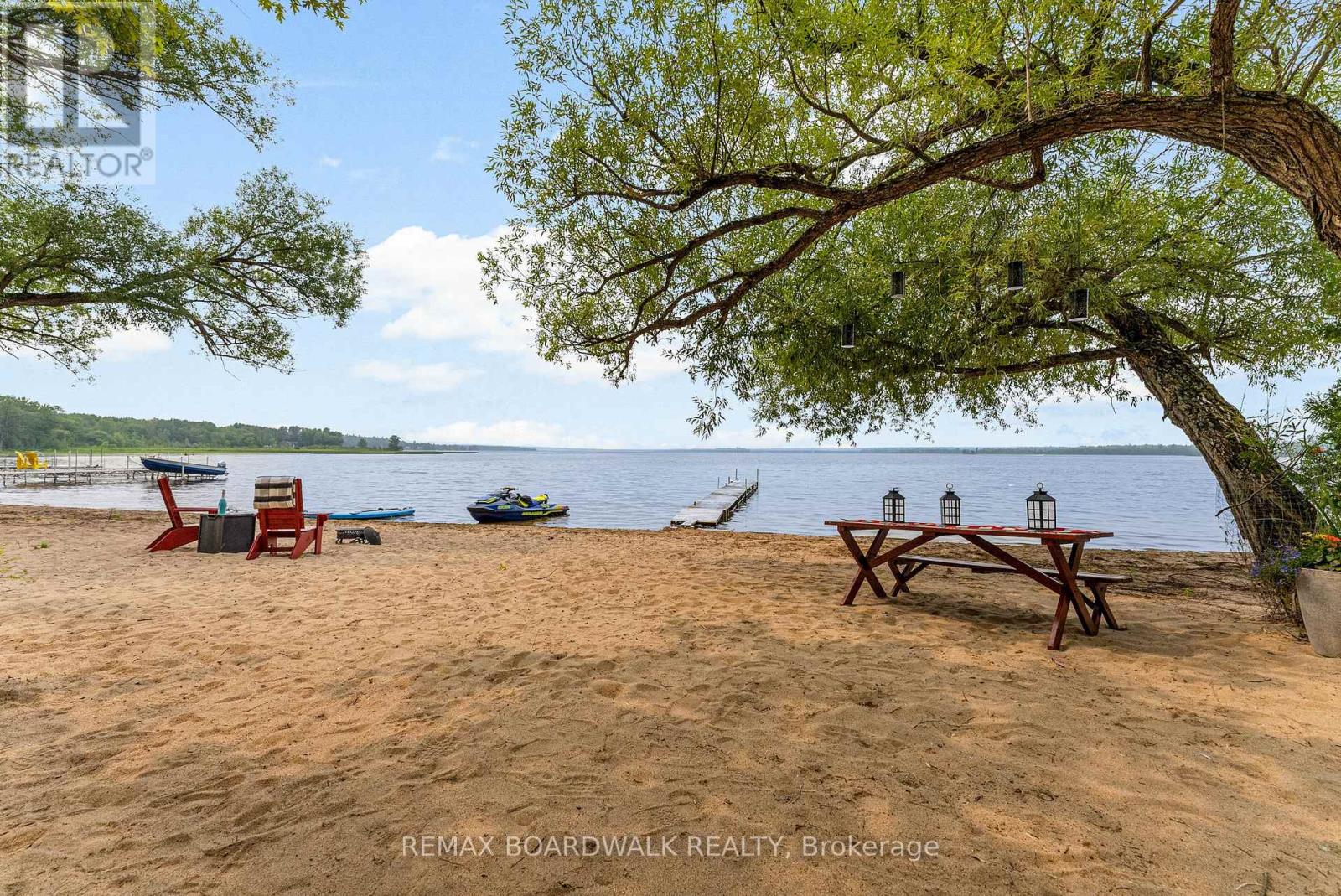 391 Leavoy Lane, Horton, Ontario  K7V 3Z8 - Photo 6 - X13471790