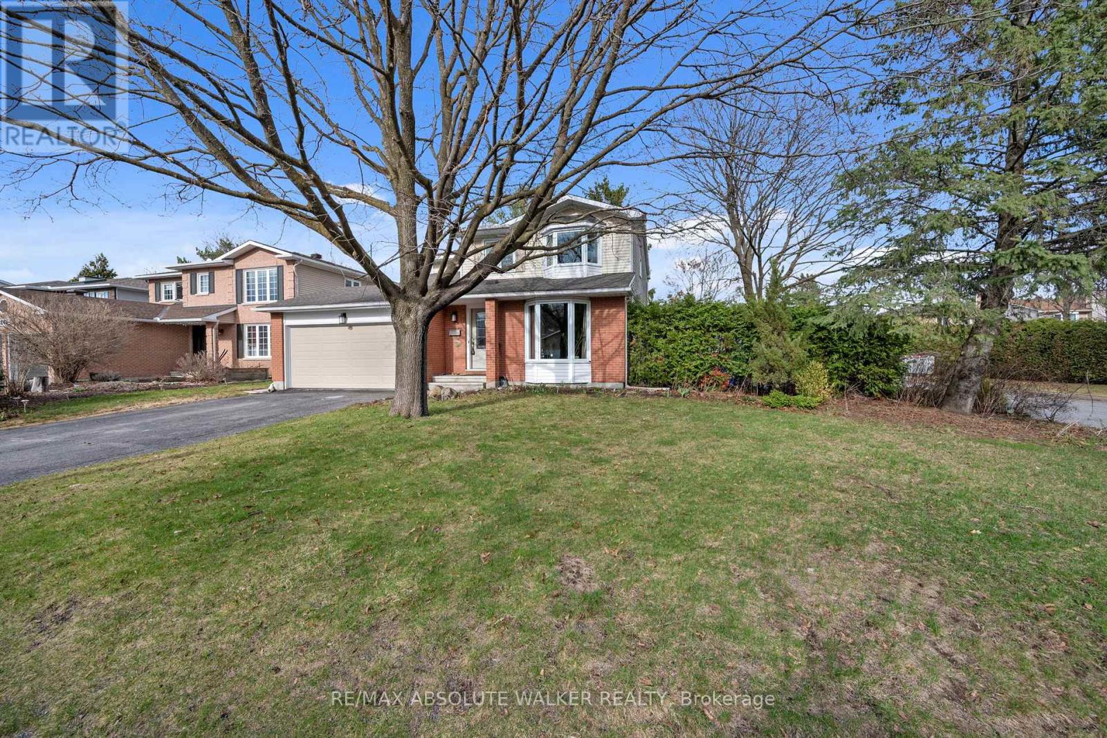 1849 Montereau Avenue, Ottawa, Ontario  K1C 5X5 - Photo 3 - X13472274