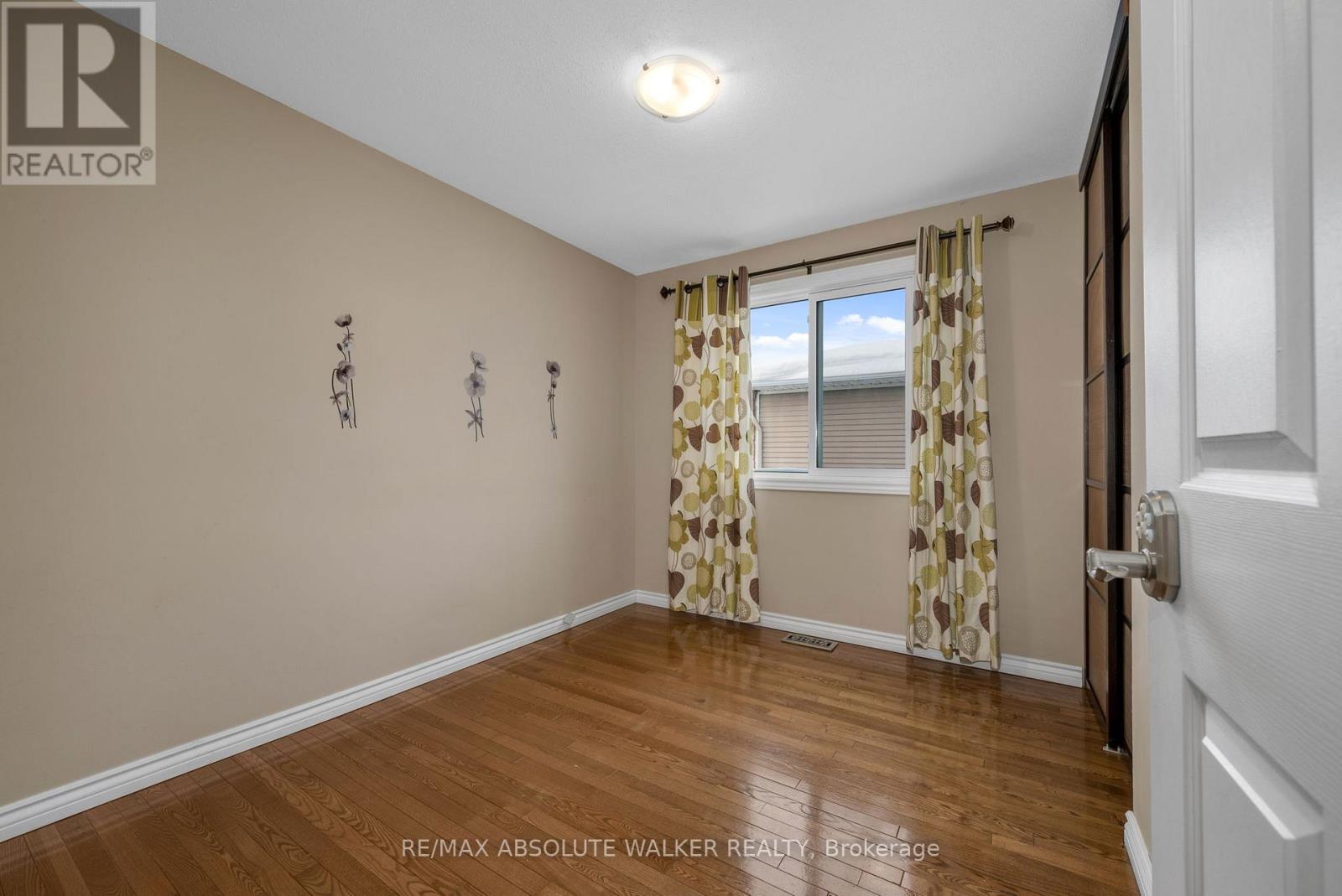 1849 Montereau Avenue, Ottawa, Ontario  K1C 5X5 - Photo 33 - X13472274